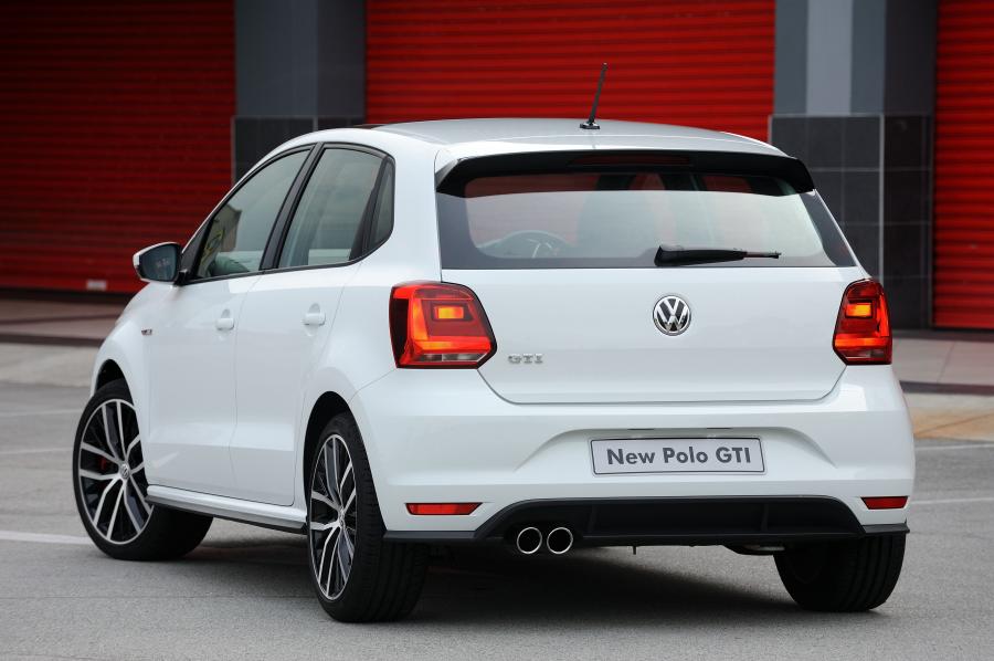  Volkswagen Polo GTi 2015 года  (ZA) (фото 6 из 22)